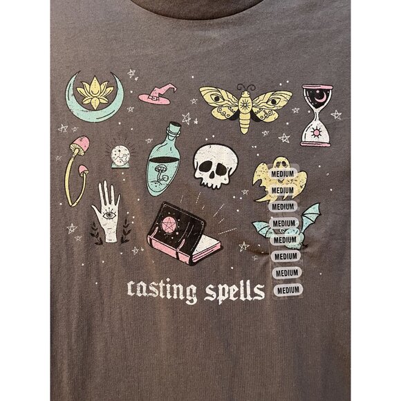 Casting Spells NWT Graphic T-Shirt Gray Witchy Theme Size Medium by Five Below - Picture 3 of 5